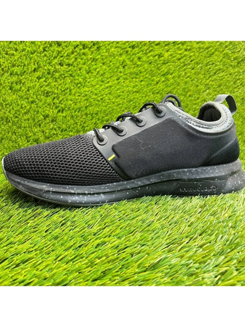 Kuru Atom Mens Size 9.5E Black Gray Athletic Running Walking Shoes Sneakers